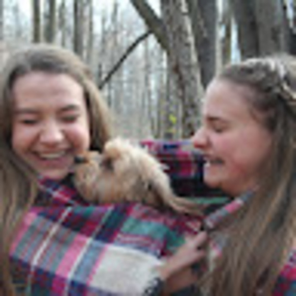 Meet your Posher, Cathy - Picture 1 of 1